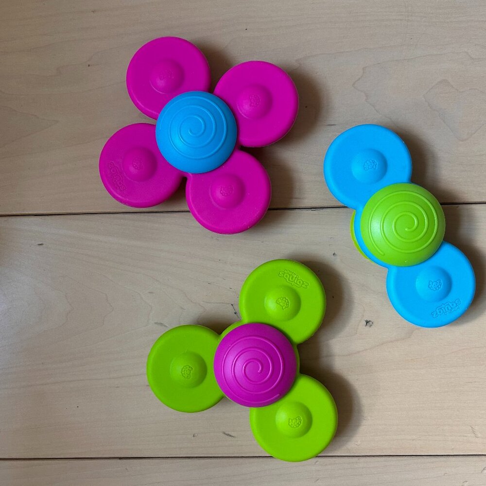 Fat Brain Toys - Whirly Squigz